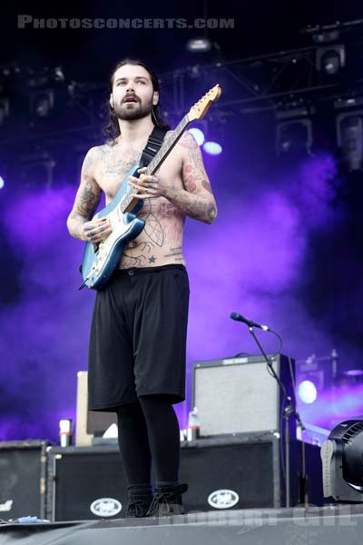 BIFFY CLYRO - 2016-06-11 - PARIS - Hippodrome de Longchamp - Main Stage - Simon Alexander Neil